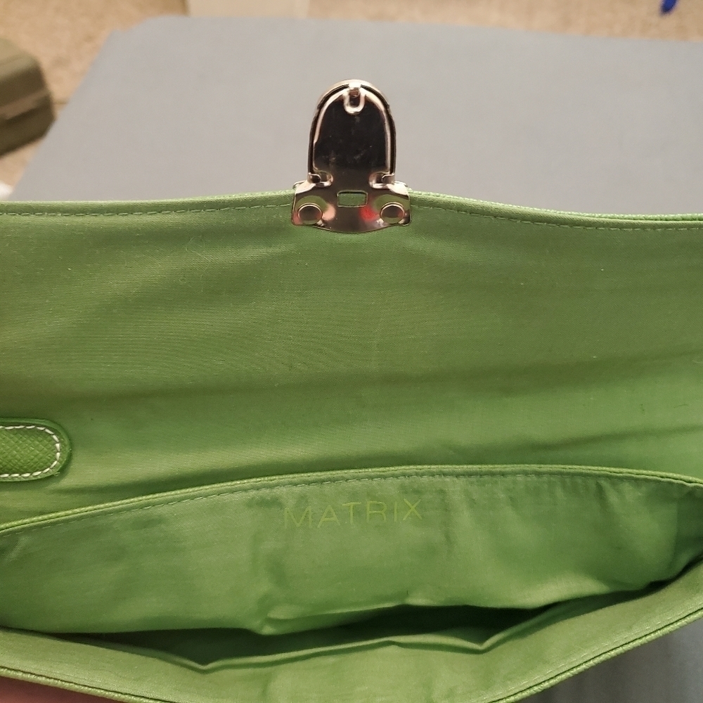 𝅺MATRIX Wristlet - Picture 3 of 3